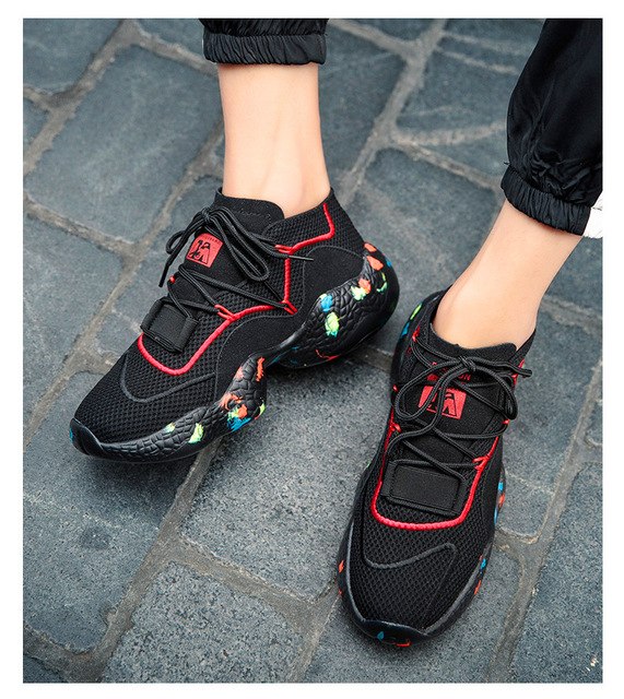 Men’s casual athletic sneakers