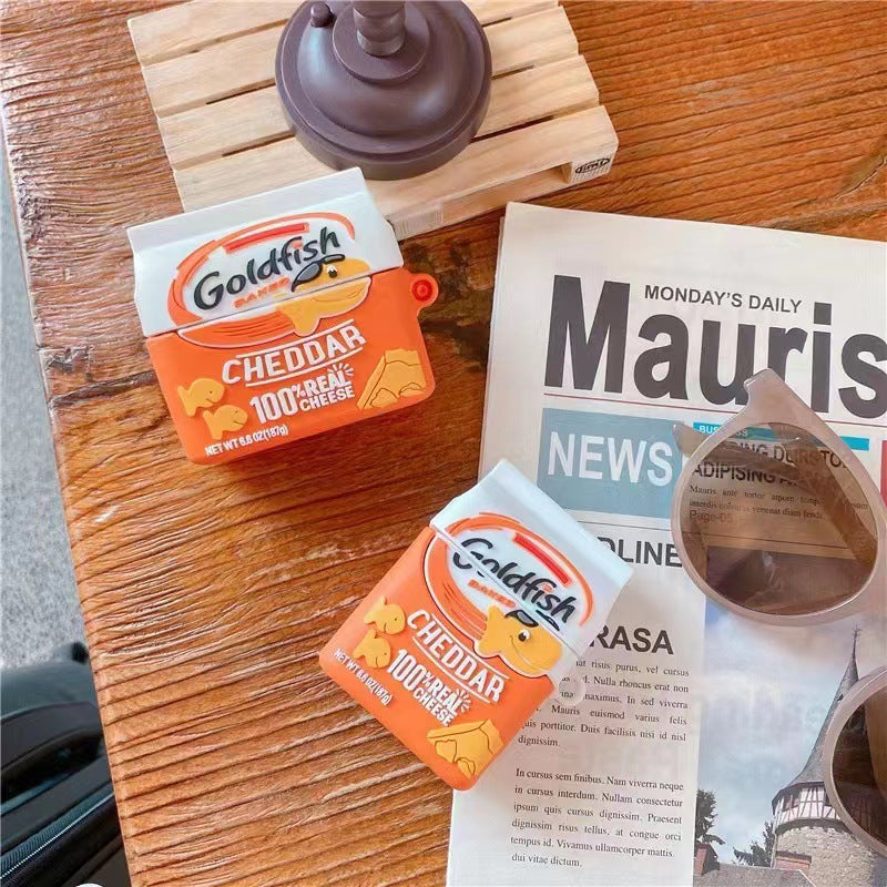 Wireless earphone protection cover