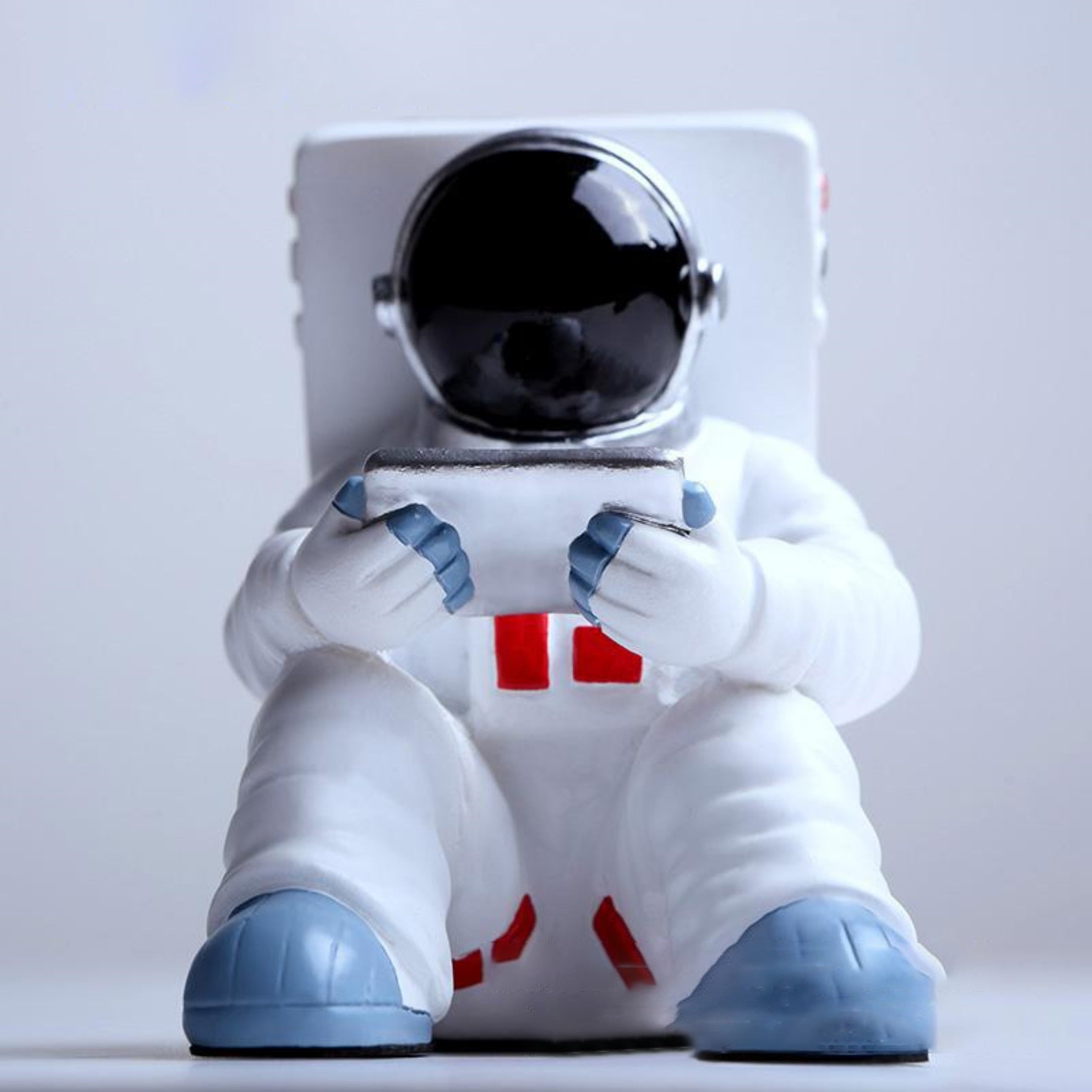 Universal phone holder for desk